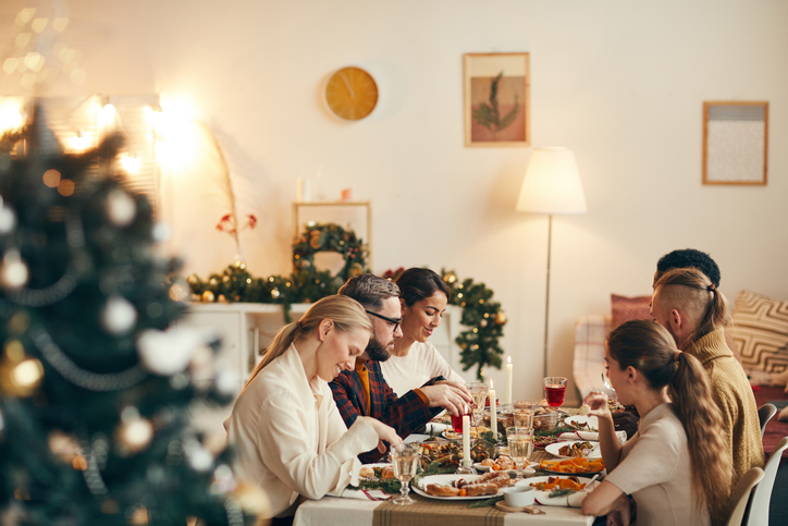 How is the Pandemic Changing Consumer Behavior and Shaping Holiday Plans?